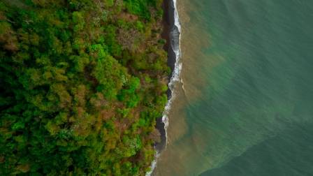 The 4 Most Beautiful Mountain Coastlines In The World