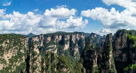 Zhangjiajie Forest Park Guide: Hunan’s Must-See Nature